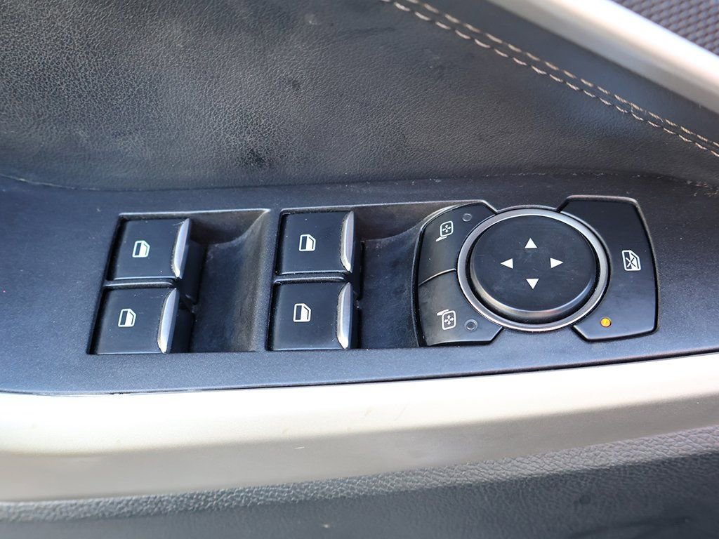 Used 2023 Ford Explorer XLT w/ Equipment Group 202A RWD image 41