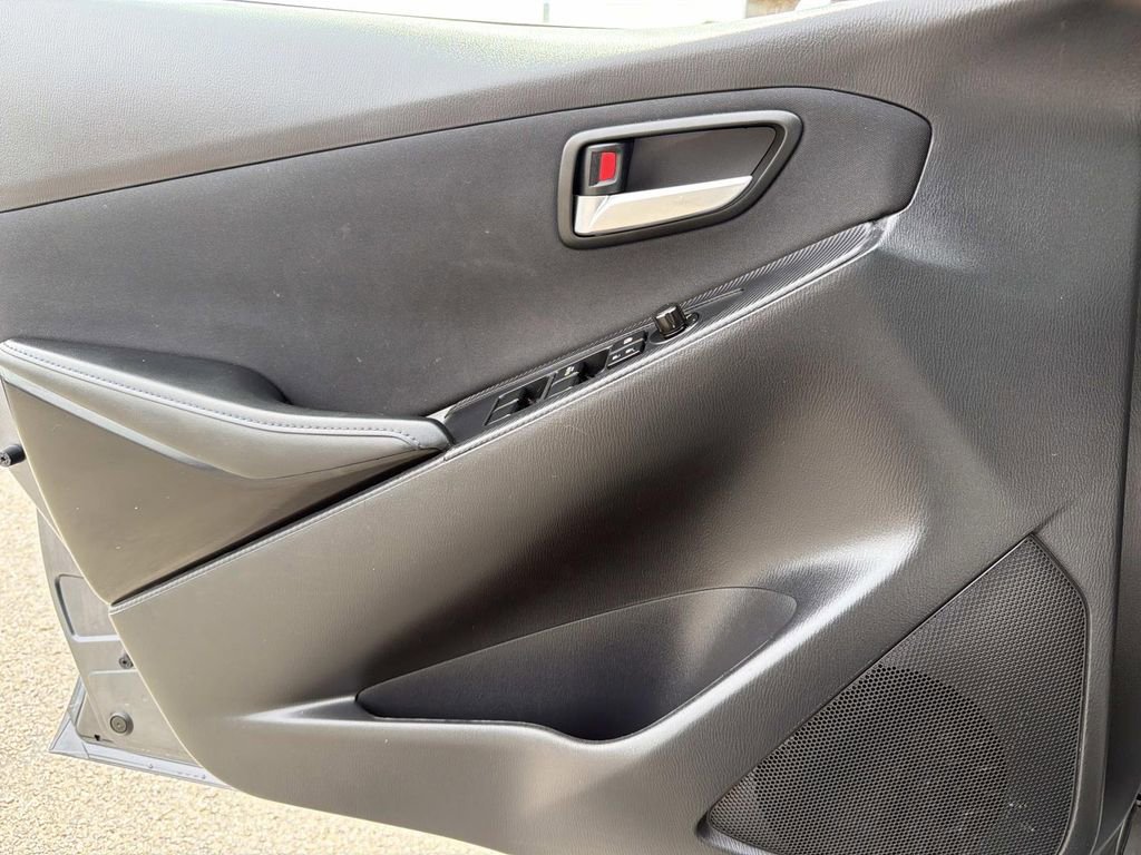 Used 2017 Toyota Yaris iA image 19