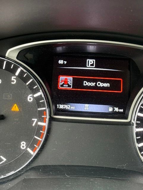 Used 2018 Nissan Altima 2.5 SR w/ SR Midnight Edition FWD image 4