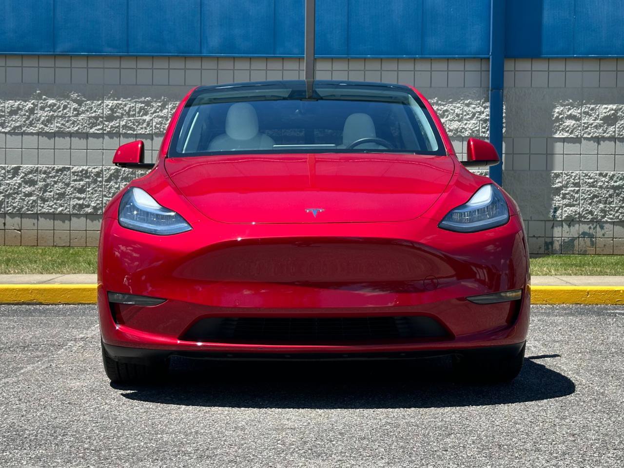 Used 2021 Tesla Model Y Long Range AWD/4WD image 2