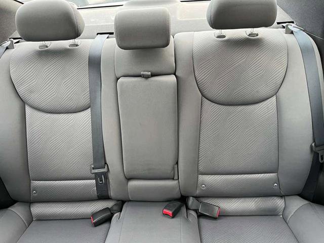Used 2011 Hyundai Elantra GLS image 19