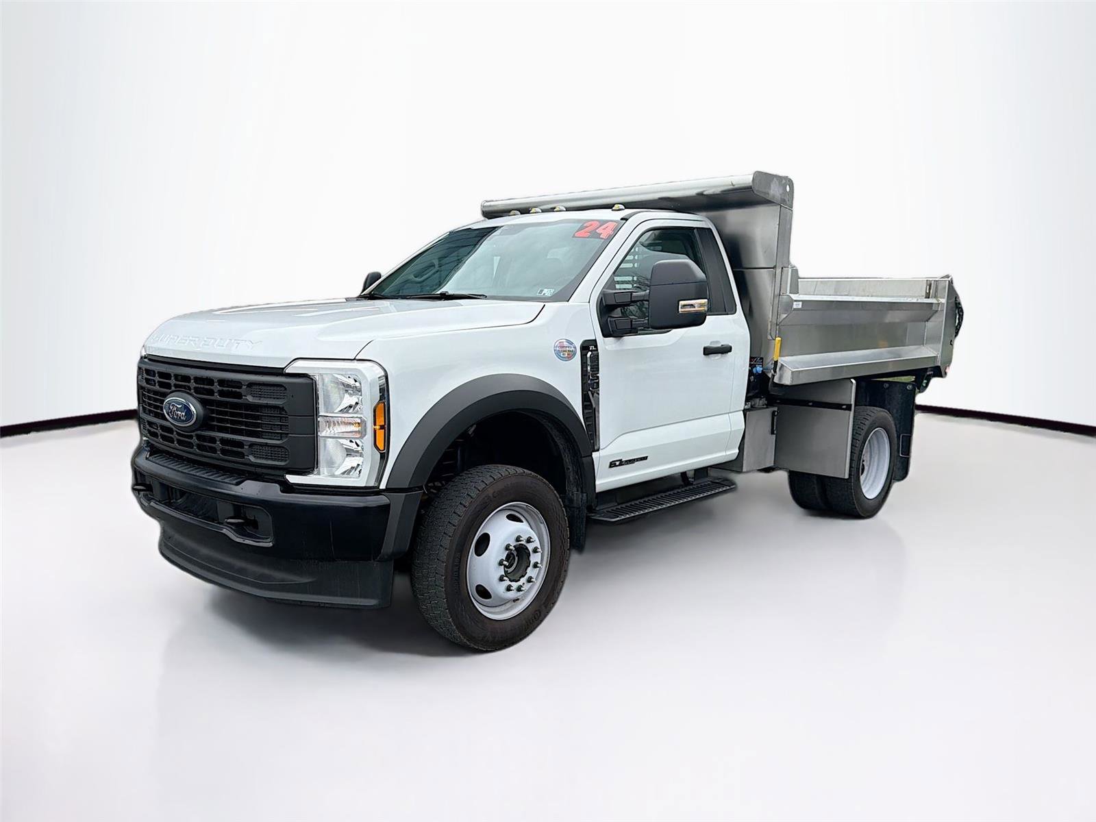 Used 2024 Ford F550 4x4 Regular Cab Super Duty w/ Snow Plow Prep Package image 3