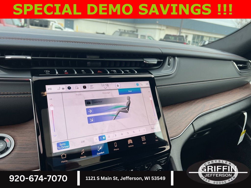 New 2025 Jeep Grand Cherokee L Summit w/ Obsidian Package image 27