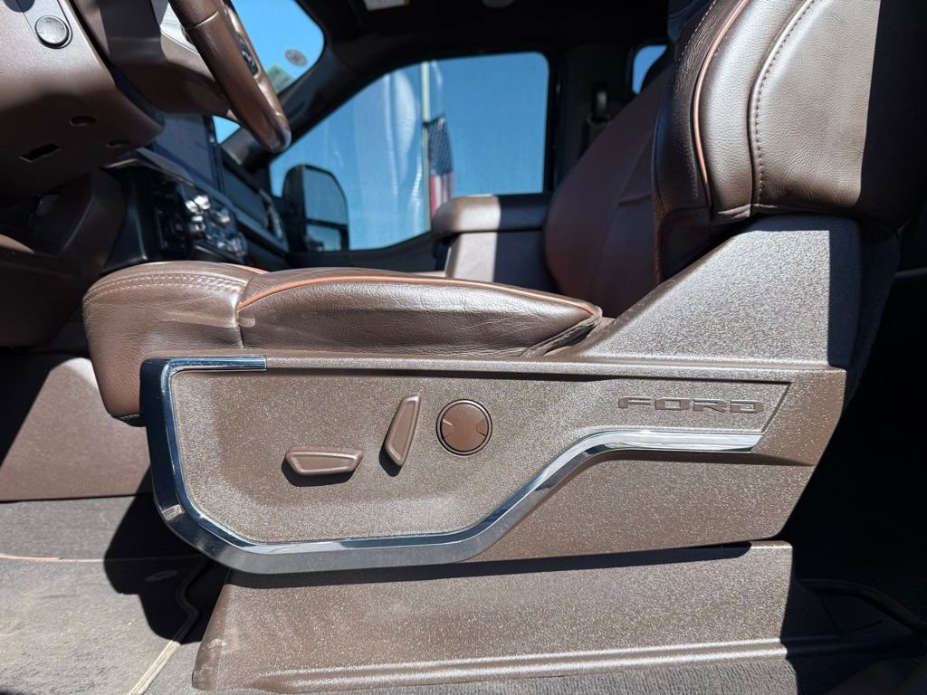 Used 2023 Ford F250 King Ranch w/ FX4 Off-Road Package image 11
