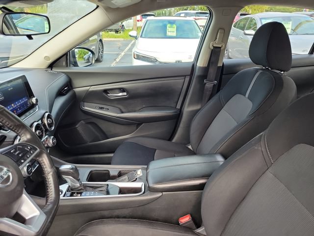 Used 2021 Nissan Sentra SV FWD image 17