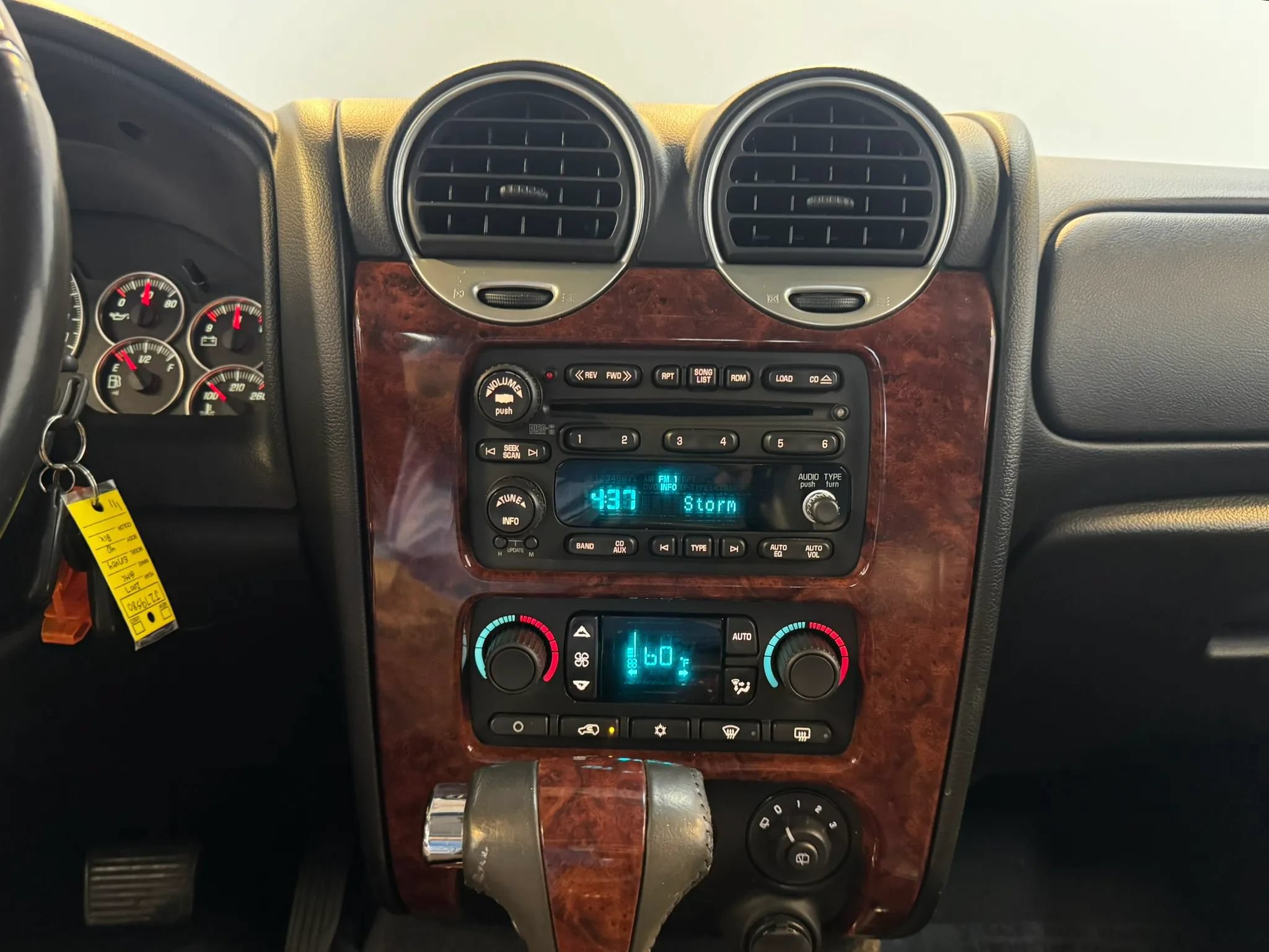 Used 2007 GMC Envoy Denali AWD/4WD image 14