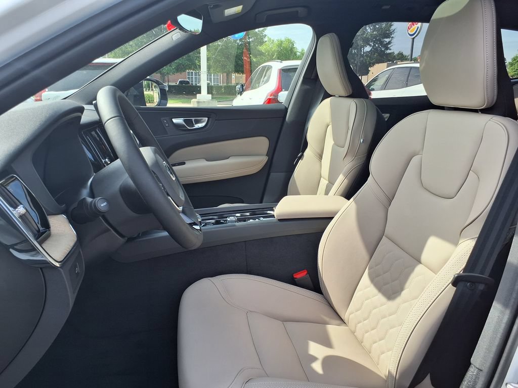 New 2026 Volvo XC60 B5 Plus w/ Protection Package Premier AWD/4WD image 16