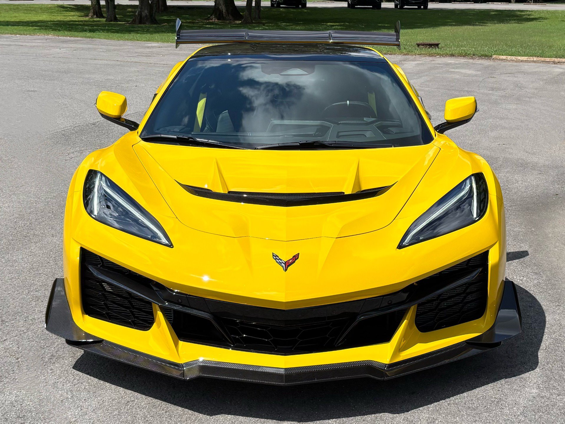 Used 2026 Chevrolet Corvette ZR1 w/ ZR1 Carbon Fiber Aero Package RWD image 5