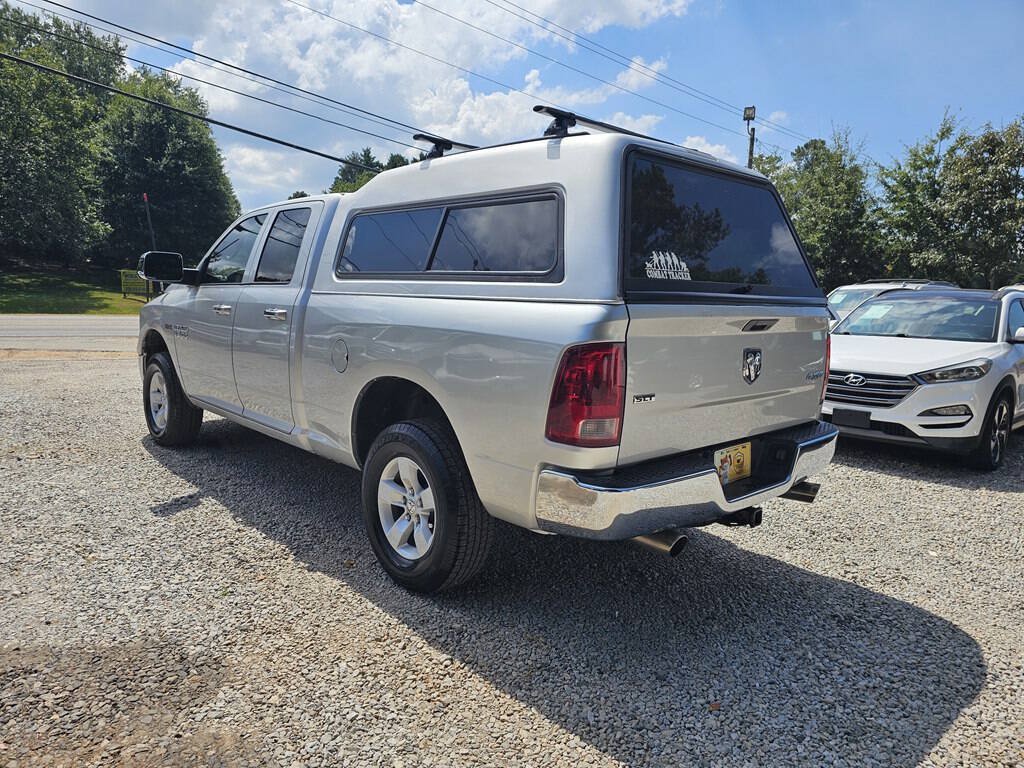 Used 2016 RAM 1500 Classic SLT AWD/4WD image 3