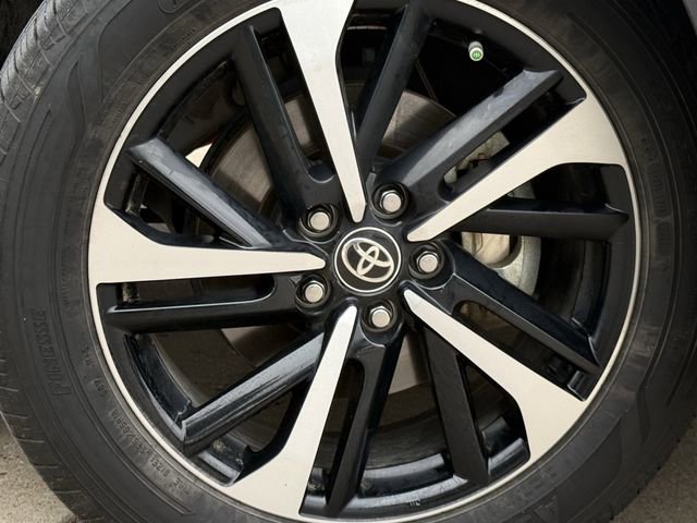 Used 2025 Toyota Corolla Cross AWD Hybrid w/ Convenience Package image 10