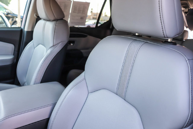 Certified 2025 Honda Pilot Touring image 27