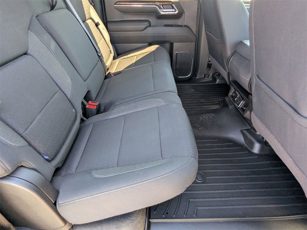 Used 2025 GMC Sierra 1500 Elevation image 19