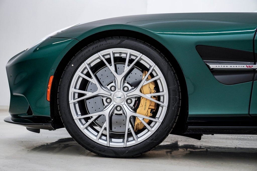 New 2026 Aston Martin Vanquish Convertible image 17