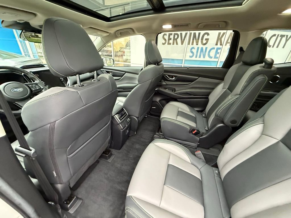 Used 2024 Subaru Ascent Onyx Edition Limited image 29