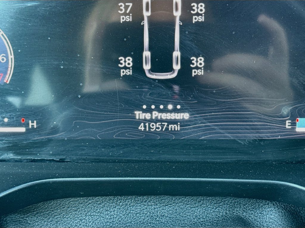Used 2023 Jeep Grand Cherokee L Summit RWD image 24