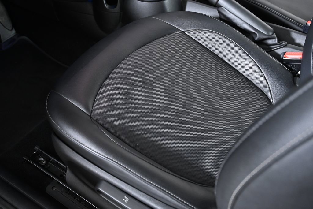 Used 2015 MINI Cooper 2-Door Hardtop FWD image 21