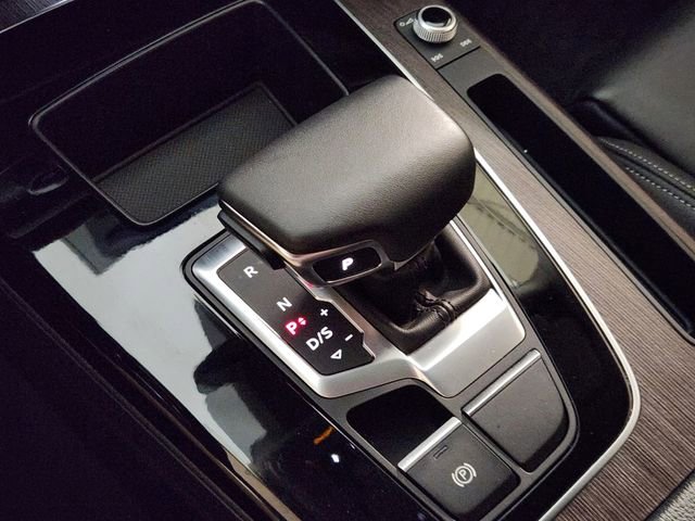 Used 2024 Audi Q5 2.0T Premium image 19
