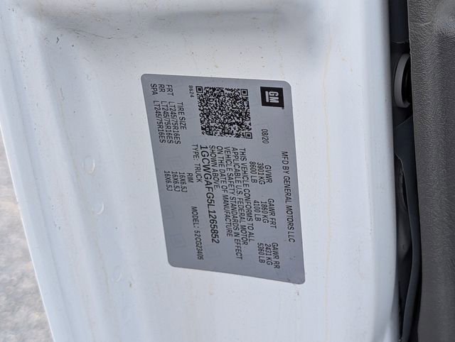 Used 2020 Chevrolet Express 2500 w/ Driver Convenience Package image 24