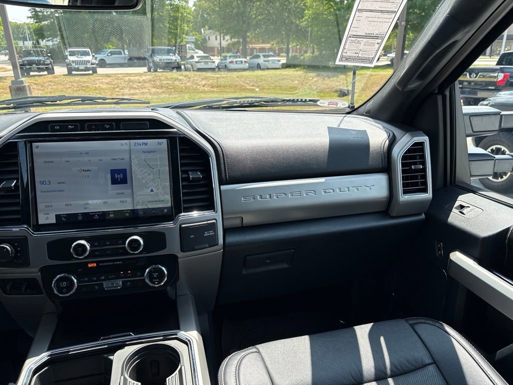 Used 2022 Ford F350 Lariat w/ Lariat Ultimate Package AWD/4WD image 11