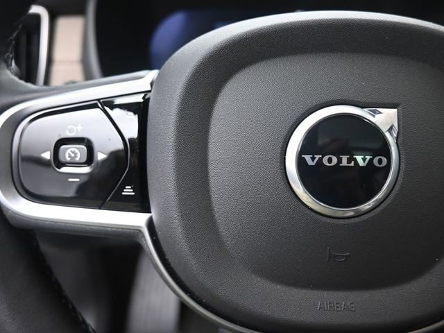 Used 2026 Volvo XC90 B6 Plus w/ Protection Package Premier AWD/4WD image 15