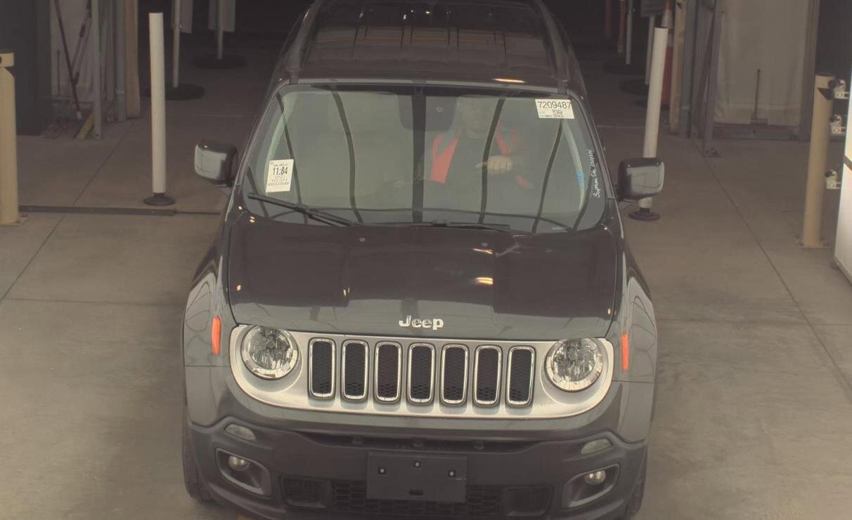 Used 2020 Jeep Renegade Latitude w/ Popular Equipment Group image 8
