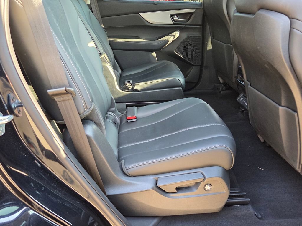 Used 2024 Acura MDX SH-AWD w/ Technology Package image 19