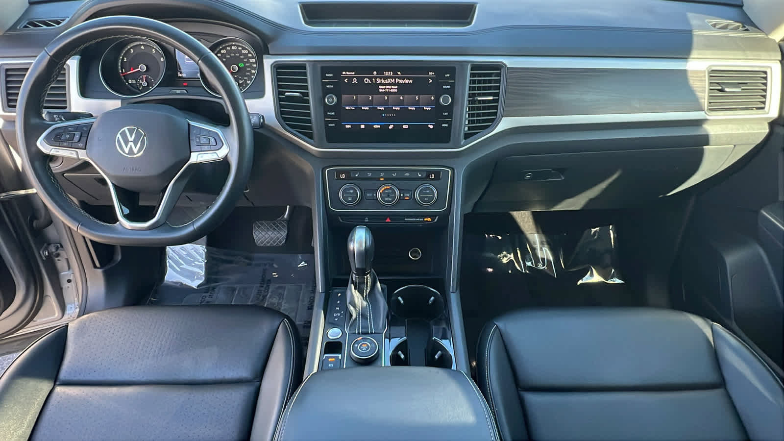 Used 2021 Volkswagen Atlas SE image 26