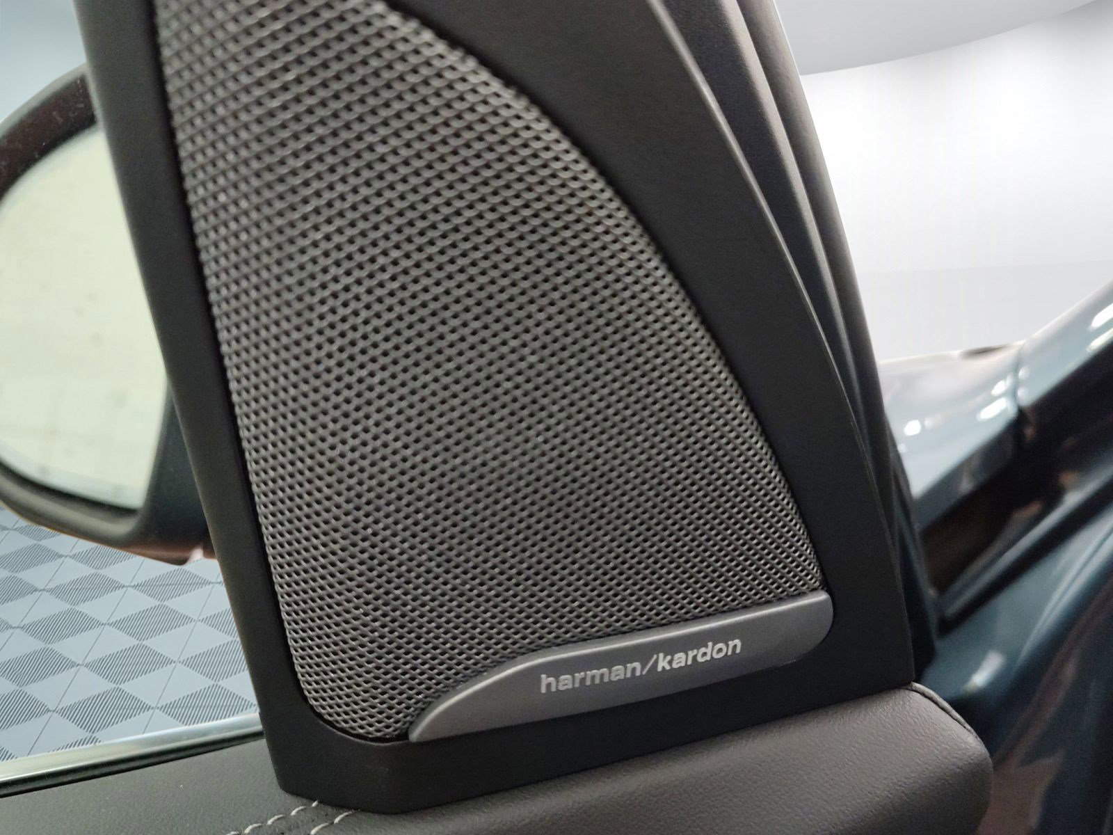 Used 2026 BMW X5 xDrive40i w/ Premium Package image 18