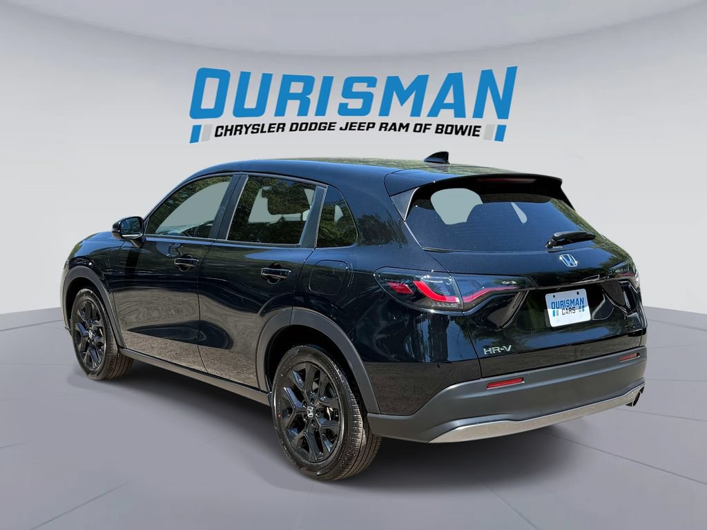 Used 2024 Honda HR-V Sport image 4