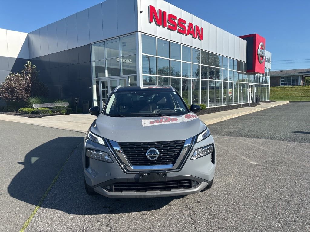 Used 2021 Nissan Rogue SL AWD/4WD image 2
