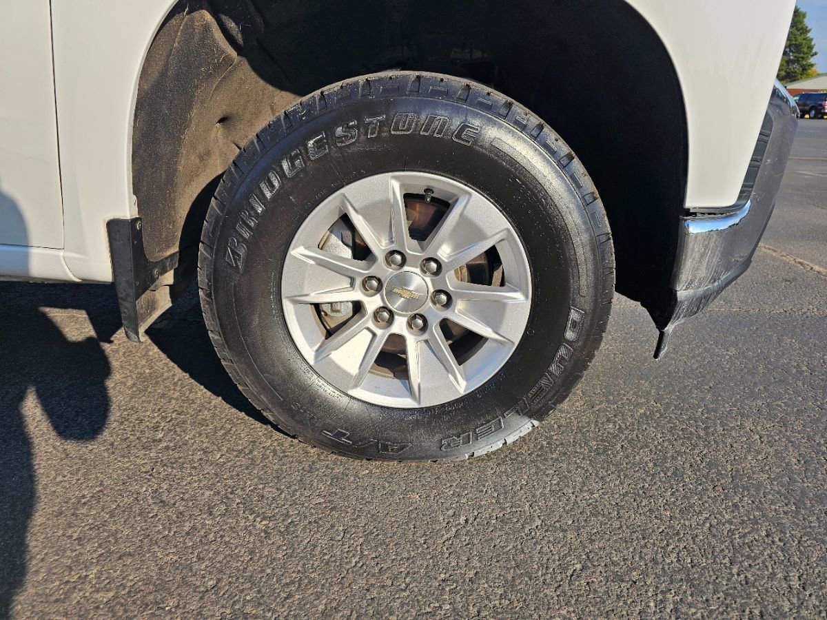 Used 2020 Chevrolet Silverado 1500 LT w/ Remote Start Package image 6