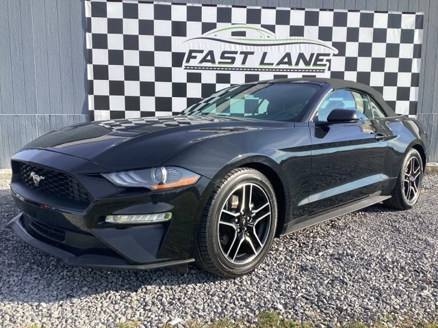 Used 2021 Ford Mustang Premium image 3