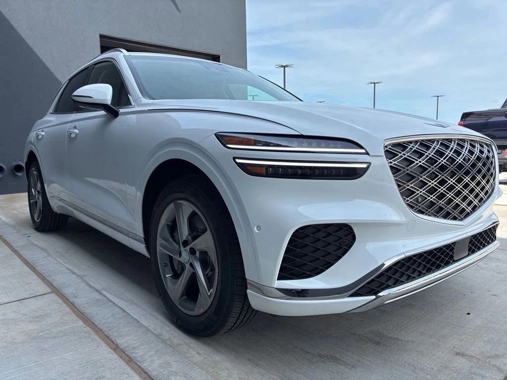 New 2026 Genesis GV70 2.5T AWD/4WD image 2
