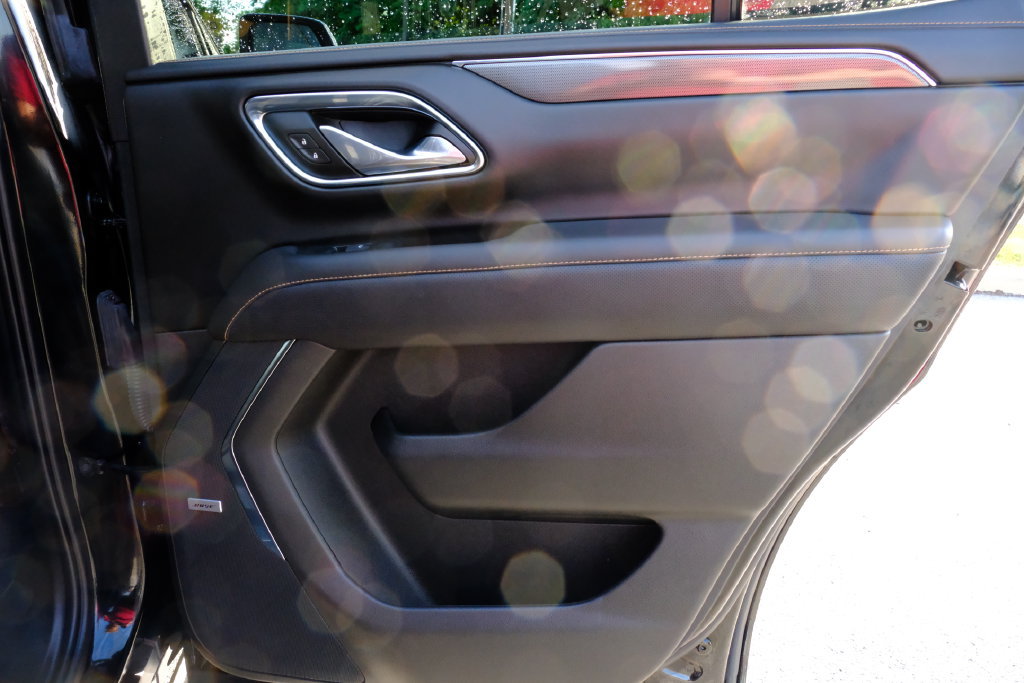 Used 2023 GMC Yukon AT4 w/ AT4 Premium Plus Package AWD/4WD image 37