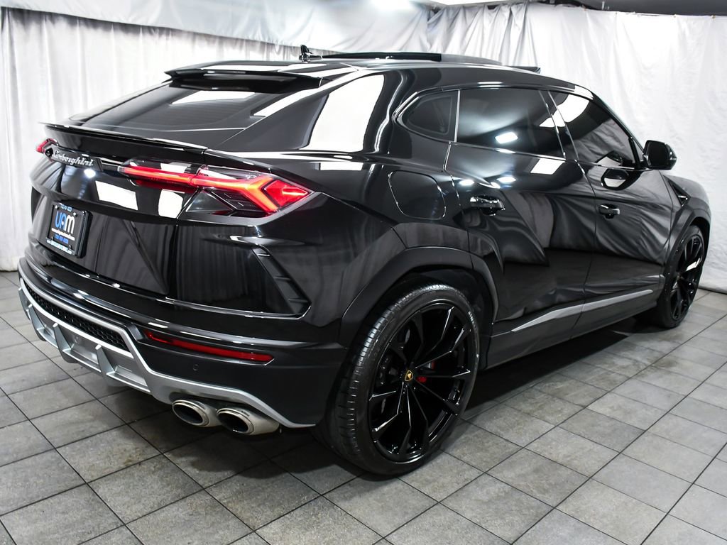 Used 2022 Lamborghini Urus AWD/4WD image 6