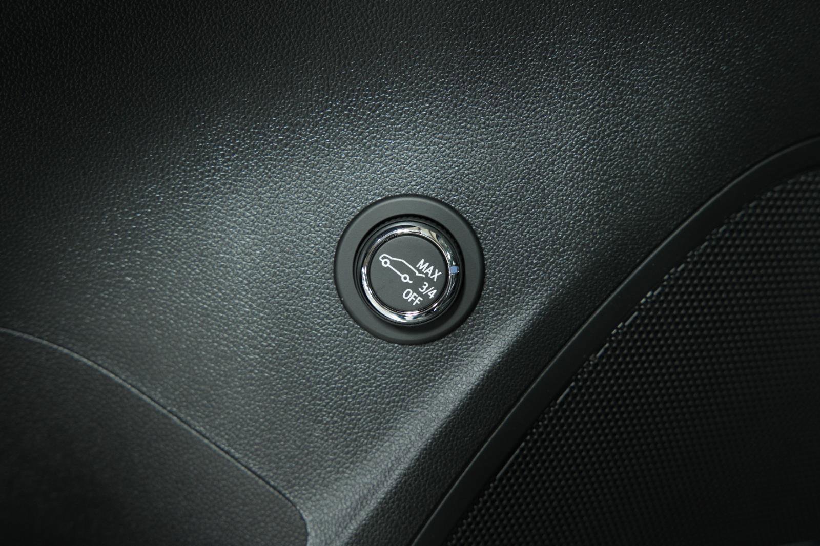 New 2025 Buick Envision Sport Touring image 27