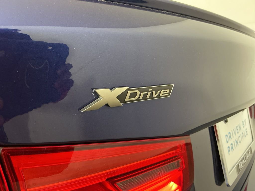 Used 2018 BMW M550i xDrive image 32
