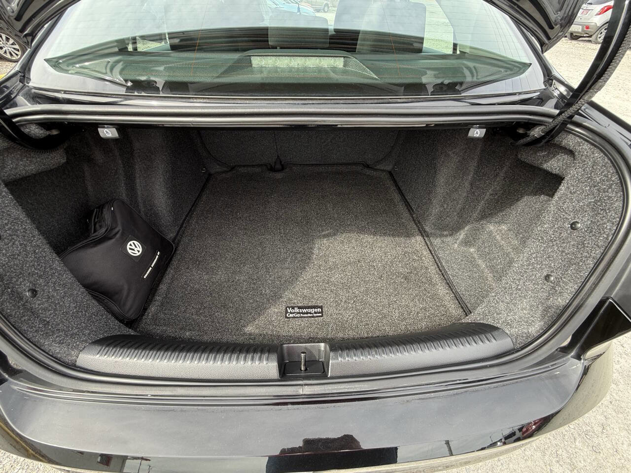 Used 2017 Volkswagen Jetta S image 21