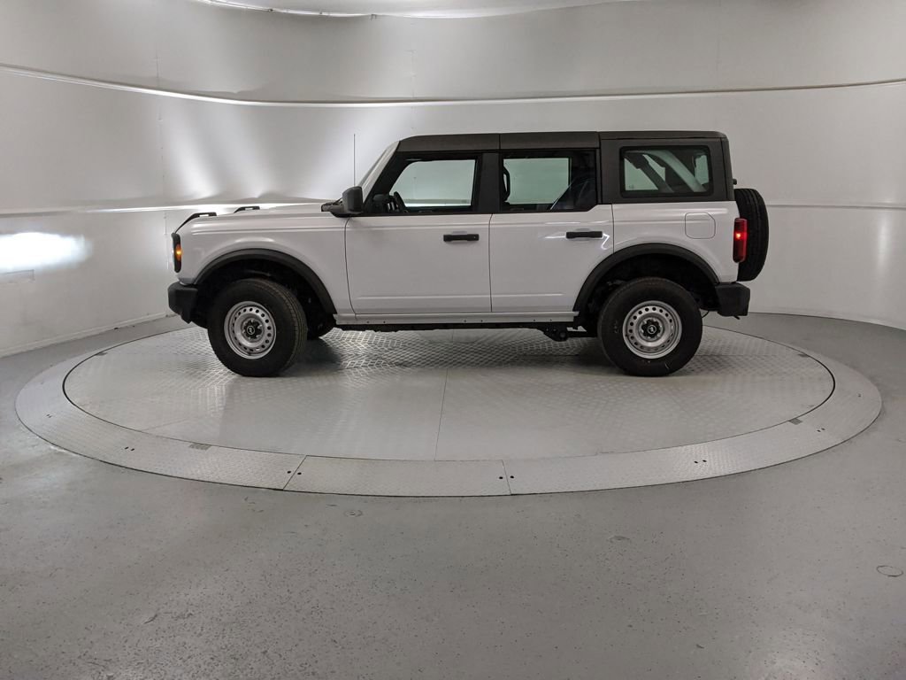 New 2025 Ford Bronco 4-Door image 5