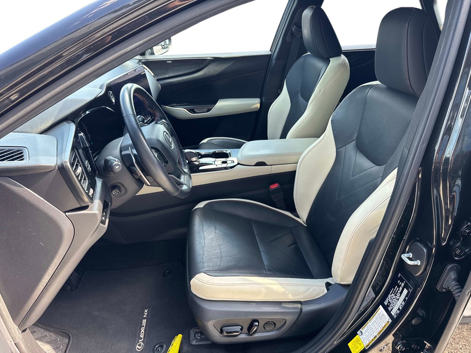 Certified 2022 Lexus NX 350h AWD image 22
