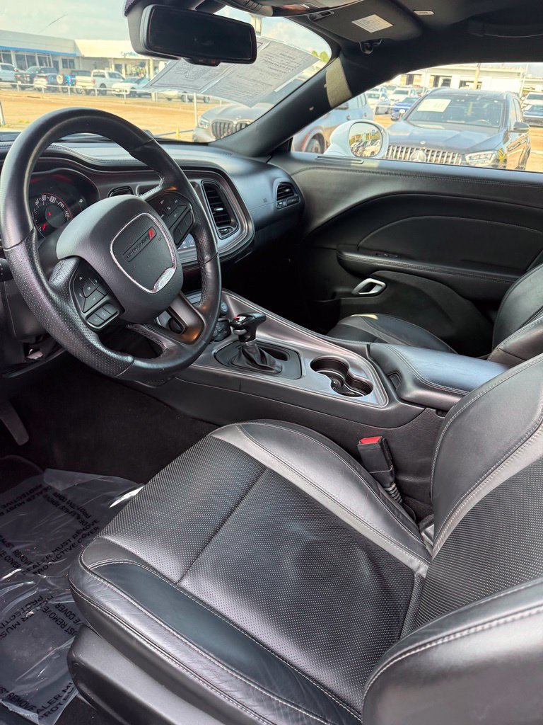 Used 2023 Dodge Challenger SXT w/ Plus Package RWD image 12