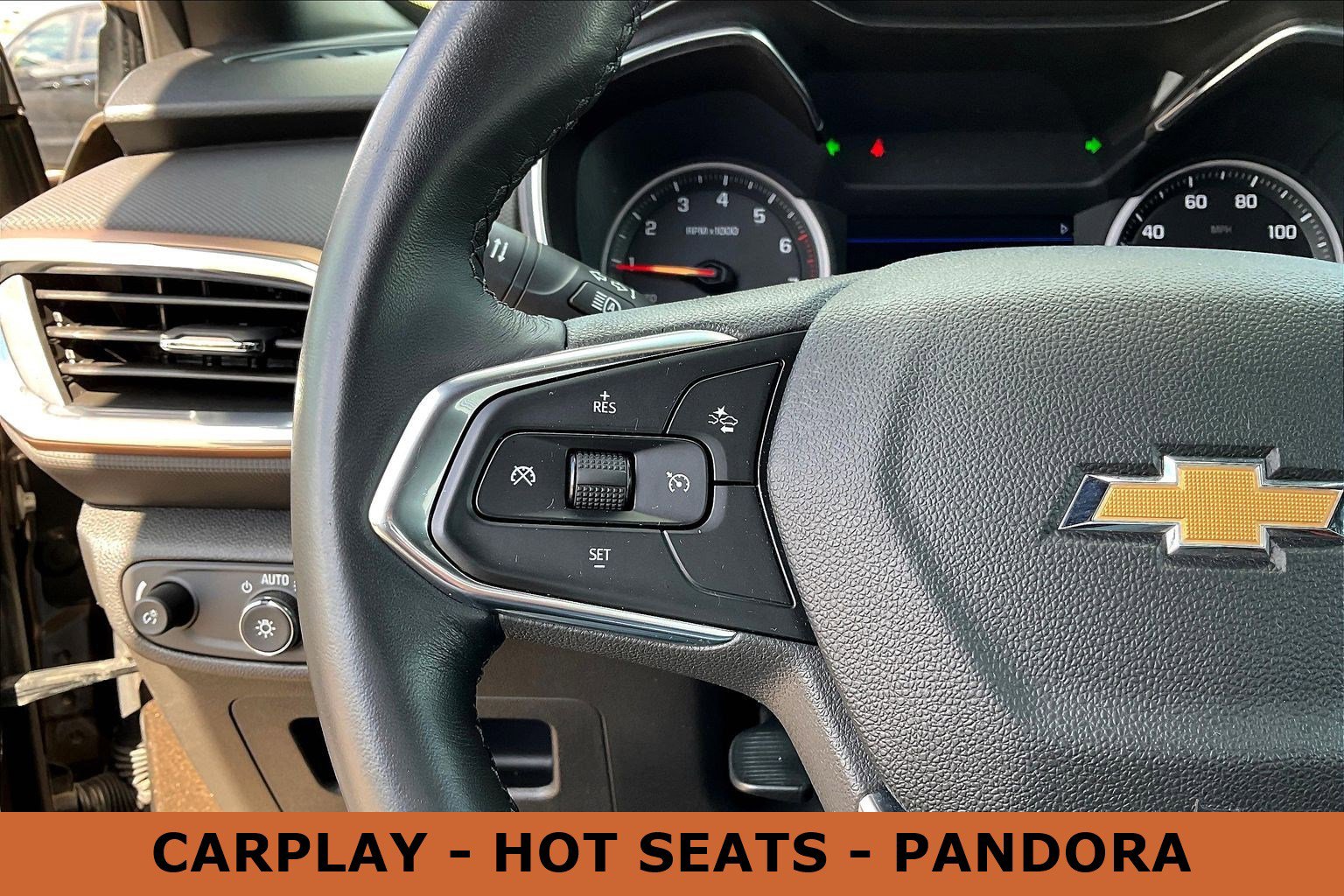 Used 2021 Chevrolet TrailBlazer ACTIV w/ Technology Package FWD image 11