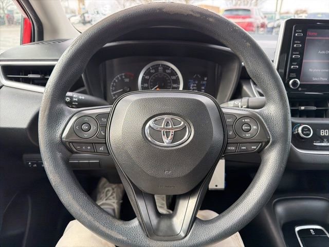 Used 2021 Toyota Corolla LE image 29