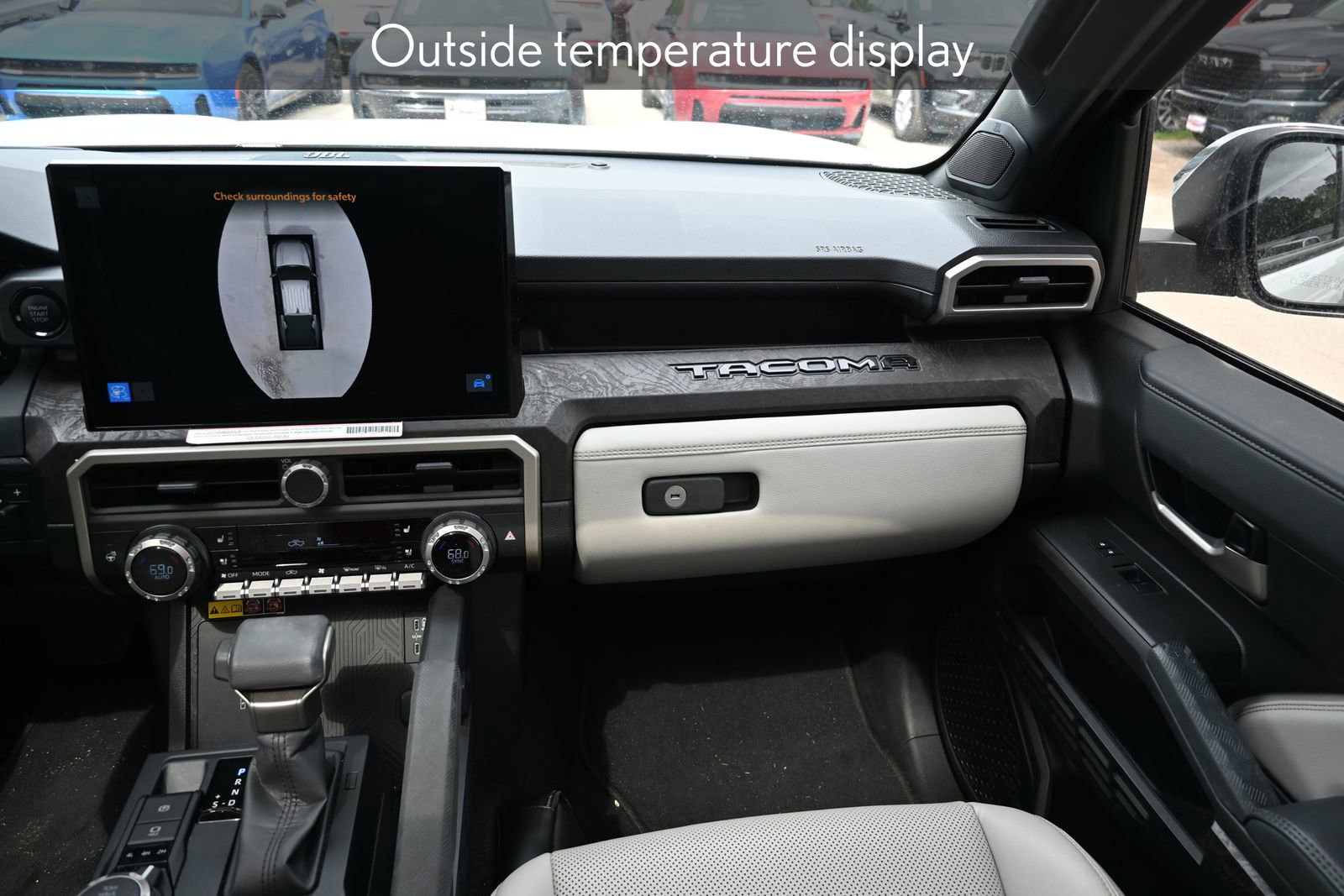 Used 2024 Toyota Tacoma Limited w/ Limited Package (LT) image 26