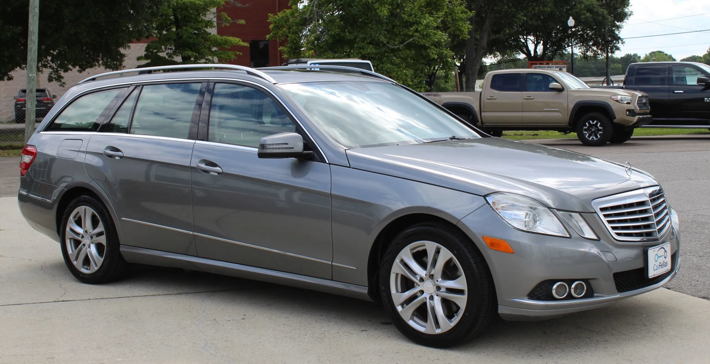 Used 2011 Mercedes-Benz E 350 4MATIC Wagon image 7