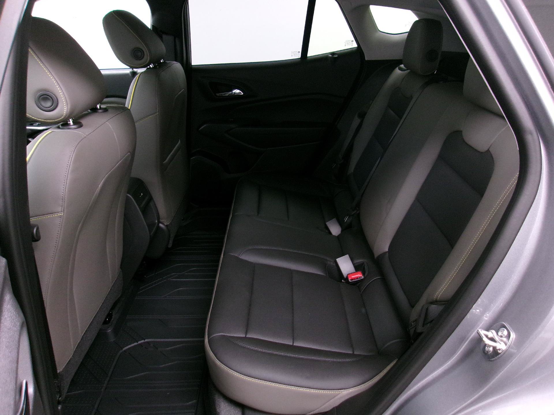 New 2026 Chevrolet Trax ACTIV w/ Driver Confidence Package FWD image 9