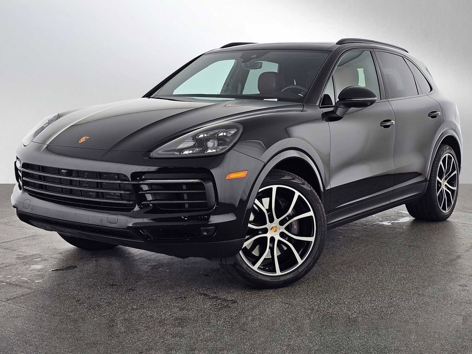 Used 2022 Porsche Cayenne Platinum Edition image 1