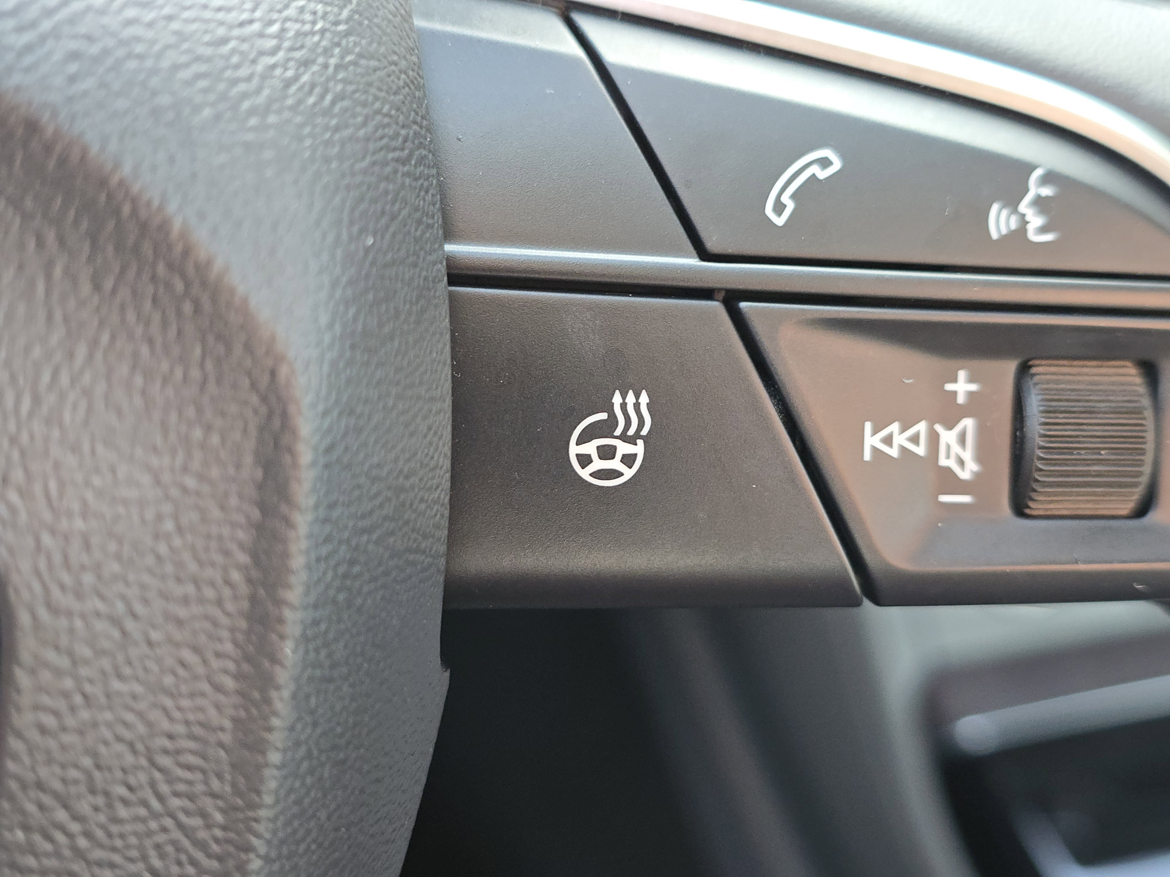 Used 2021 Audi Q5 Premium Plus w/ Premium Plus Package image 26