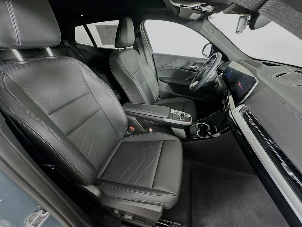 Certified 2024 BMW X2 xDrive28i w/ Technology Package image 36