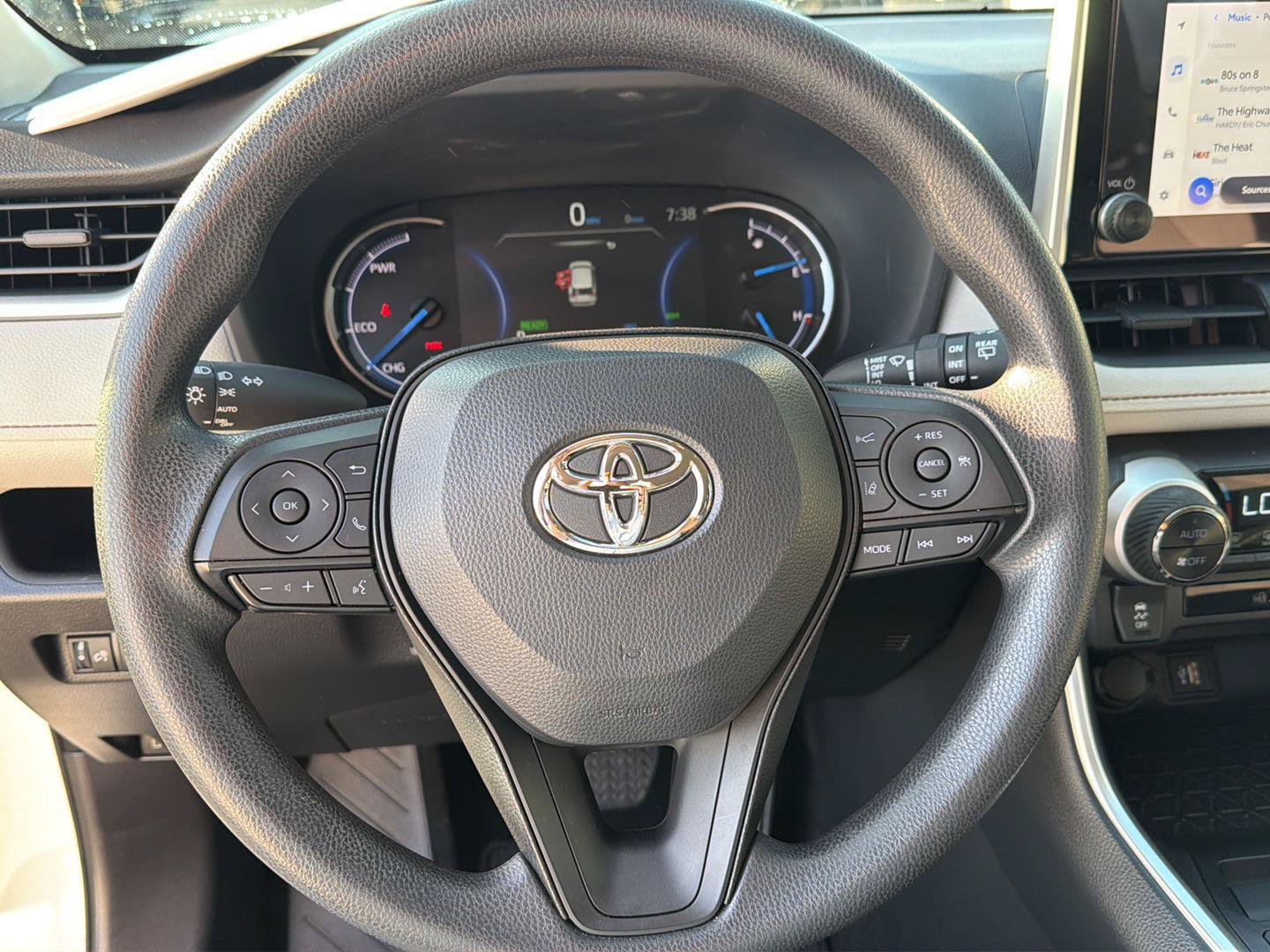 Certified 2024 Toyota RAV4 XLE AWD/4WD image 19
